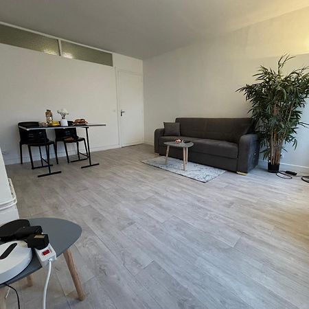 Appartement Situe Dans Le 9Eme Arrondissement, A Deux Pas Du Sacre-Coeur ปารีส ภายนอก รูปภาพ