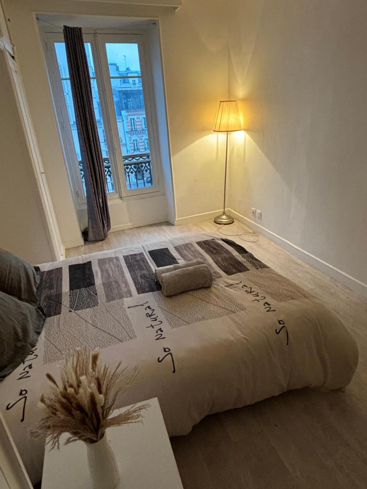 Appartement Situe Dans Le 9Eme Arrondissement, A Deux Pas Du Sacre-Coeur ปารีส ภายนอก รูปภาพ