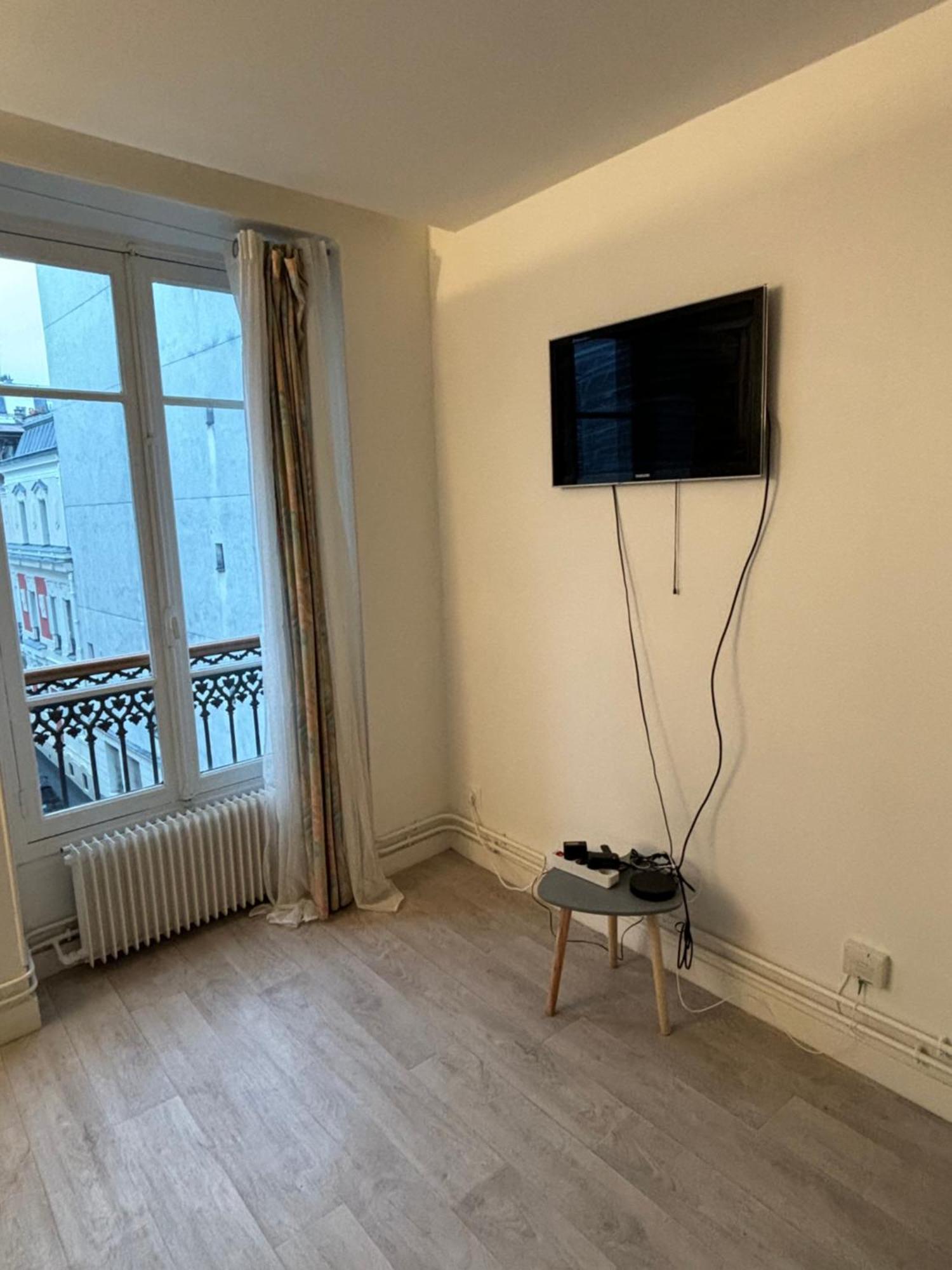 Appartement Situe Dans Le 9Eme Arrondissement, A Deux Pas Du Sacre-Coeur ปารีส ภายนอก รูปภาพ